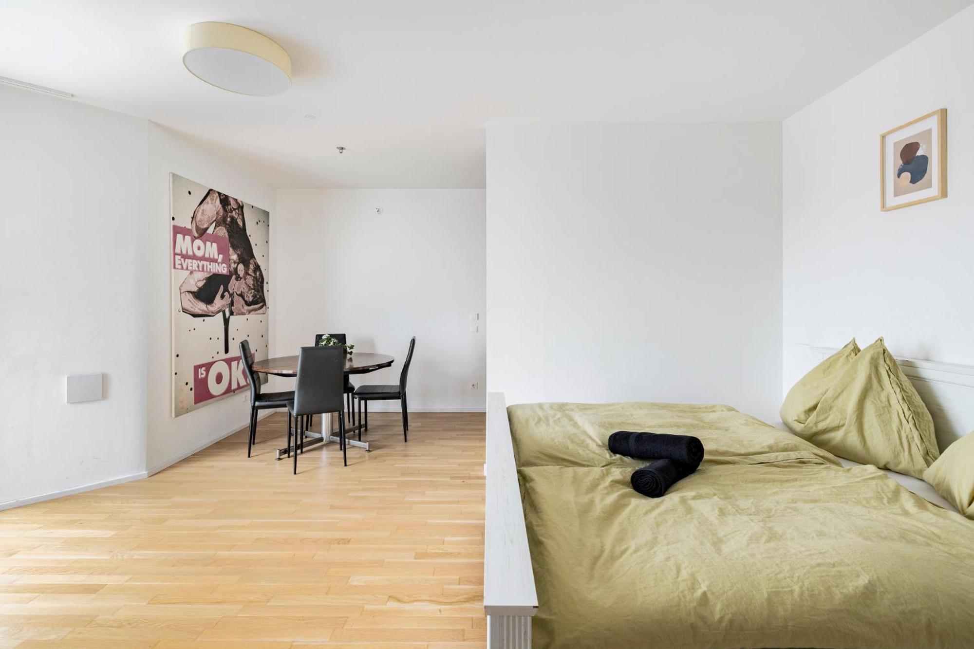 Central Station Loft - Amazing View In City Center - Jupihome เวียนนา ภายนอก รูปภาพ